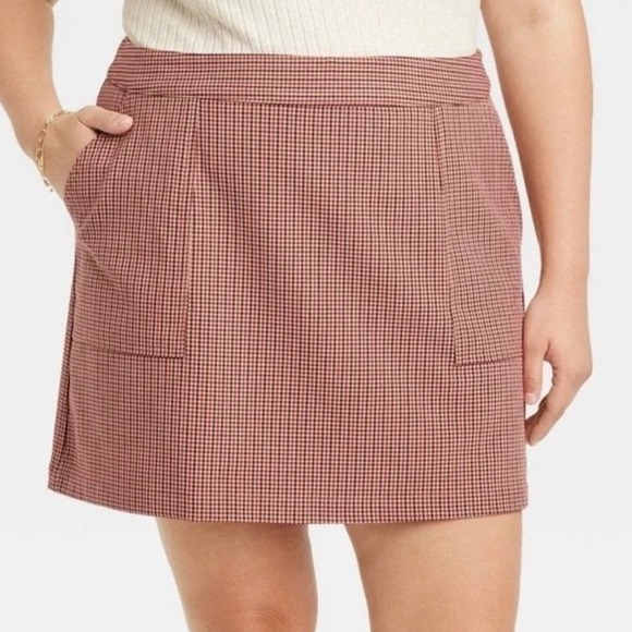 a new day Dresses & Skirts - A New Day Women's Brown Houndstooth Plaid‎ Mini Skirt Side Pockets Size L